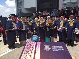Universiti teknologi mara (uitm) 3 (i) program pengajian (ii) kod (iii) tempoh pengajian bil kelayakan minimum diploma/setaraf 8. Hidup Matiku Konvokesyen Uitm Ke 86 Ijazah Sarjana Muda Perakaunan Secara Mode Plk Blended