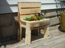 Pas cher grand choix droit de retour sous 30 jours. 1001 Tutoriels Et Idees Pour Fabriquer Une Jardiniere En Palette