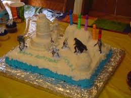 $15.99 the art of disney: Star Wars Cake