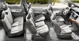 Look At All That Seating In The Toyota Sienna Three Rows Up To 8 Passengers Toyota O To Xe O To