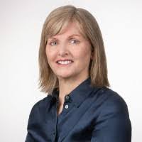 Kerry Moser's Instagram, Twitter & Facebook