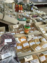 Winterfeldplatz Samstag Markt Tolle Gewurze Schone Blumen Lecker Essen Leckeres Essen Essen Lecker