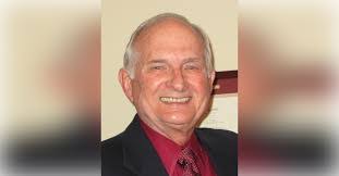 Victor Gross's Instagram, Twitter & Facebook