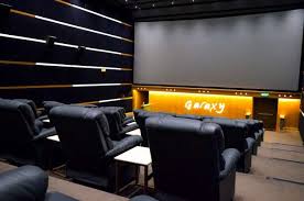 5 سينمات بـكراسي شيزلونج في القاهرة على مزاجك أي خدمة الوطن