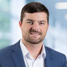 Alex Lykins's Instagram, Twitter & Facebook