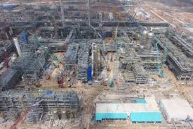 Yang merupakan sebuah hominum karena artinya memiliki ejaan dan juga pelafalan yang sama, namun memiliki arti yang. Kilang Minyak Terbesar Malaysia Beroperasi Awal 2019 Antara News