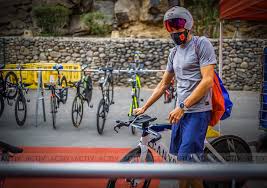 A pair of former olympic triathlon gold medalists took top honors at the half distance challenge mogan gran canaria saturday. Challenge Gran Canaria En Vivo Con Jan Frodeno Y Nicola Spirig Trimexico