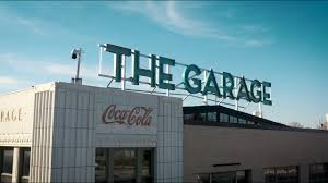 With a long history of downtown service, the garage is now under new ownership in a new location! The Garage Food Hall Food Drinks And All Things Indy Youtube