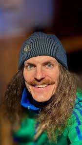 Ni är världens ljus. En stad uppe på ett berg kan inte döljas,,  Matteusevangeliet 5:14, Dagens bibelord helt enkelt. Opretentiöst, direkt  och ganska ofiltrerat. , Vad tänker jag om dagens bibelord?, ...