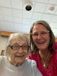 Donna Wojciechowski's Instagram, Twitter & Facebook