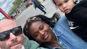 Sharon Hiles's Instagram, Twitter & Facebook