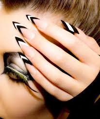 Weisses french mit pink stempel muster beautiful fine nails. Lace Stiletto Nails In Black And White French Manicure Times Nail Designs
