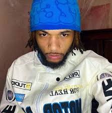 Comparison of Core and Hardcore Game Modes in Call of Duty