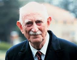 Duane Troxel's Instagram, Twitter & Facebook