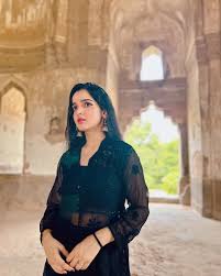 How much does Isha Yadav charge for One Instagram Post?