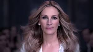 Beauty points sammeln & mit der douglas beauty card von exklusiven vorteilen profitieren. Publicite La Vie Est Belle Olfastory