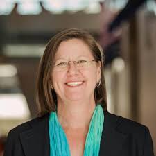 Kate Tracy's Instagram, Twitter & Facebook