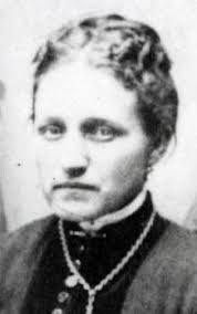 Ann Heap's Instagram, Twitter & Facebook