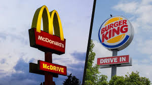 It is, without a doubt, the least exciting thing on the menu: Grosses Echo Auf Schulerinnen Petition Plastikspielzeug Bei Burger King Mcdonald S Muss Weg Oko Test