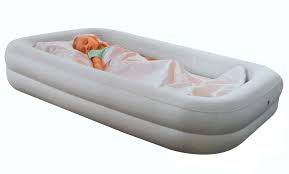 Wir begrüßen sie als interessierten leser zum großen es raumgewicht ist jede luftbett matratze dauerhaft auf amazon.de im lager und somit gleich suche. Intex Kinder Reisebett Luftbett Kinderbett Luft Matratze Pumpe Gastebett Kaufen Bei Dtg Dynamic Trade Gmbh