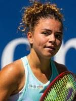 Ema Navarro's Instagram, Twitter & Facebook