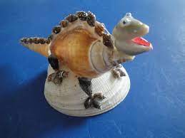 Check spelling or type a new query. 1000 Images About Stunning Seashells On Pinterest Shell Art Seashells And Sea Shells Seashell Crafts Shell Art Shell Animals
