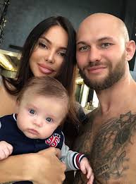 Картинки по запросу джиган в детстве Novye Tatu V Chest Syna I Pokupka Akvaparka Kak Dzhigan I Oksana Samojlova Proveli Vyhodnye Hello Russia