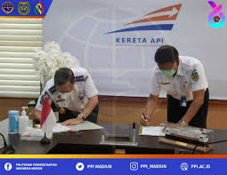 Maybe you would like to learn more about one of these? Politeknik Perkeretaapian Indonesia Madiun Mou Bpsdm Dan Pt Kai