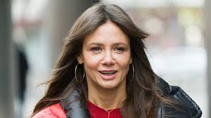 She was born in warsaw. Kinga Rusin W Czerwieni Pod Studiem Dzien Dobry Tvn Internauci Zgodni Pani Kingo Klasa