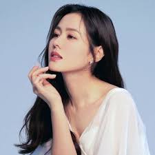 But it was a great movie and son ye jin was very beautiful there. Son Yejin Nation On Twitter Jan 10 2019 Someone Posted On Social Media That Hyun Bin And Son Yejin Are Traveling Together In Los Angeles Their Agencies Denied It Jan 11