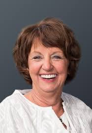 Diane Lefebvre's Instagram, Twitter & Facebook