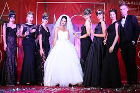как одеть девочку на выпускной в детском саду фото Svadebnyj Salon Hmelnickij Astoriya Svadebnye Vechernie Vypusknye Detskie Platya Karnavalnye Kostyumy