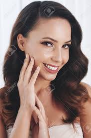 Bella Morena Fotos, retratos, imágenes y fotografía de archivo libres de  derecho. Image 107293668