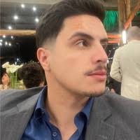 200+ perfis com “Pedro Lara”