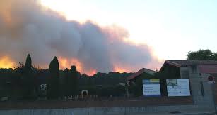 Cooper de guez et q. Saint Cannat Eguilles Port De Bouc La Provence Deja Durement Frappee Par Les Incendies Gomet
