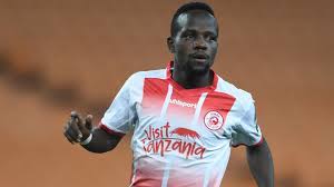 Clatous chama , luis jose miquissone , bernard morrison , larry bwalya , gérson , jonas mkude , taddeo lwanga , hassan dilunga , perfect chikwende. Fan View Simba Sc Condole With Chama After Wife Demise Goal Com