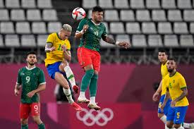 Solamente dos ocasiones han chocado méxico y japón en partidos oficiales y ambas fueron en copa confederaciones, en las ediciones de 2005 y 2013. Bessys2q7nq1xm