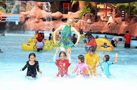 Looking from an escape from the heat wave? A Famosa Water Theme Park Ticket Ticket2u
