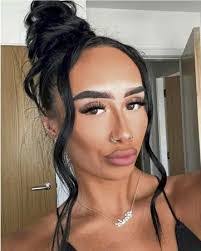 Carla Stein's Instagram, Twitter & Facebook