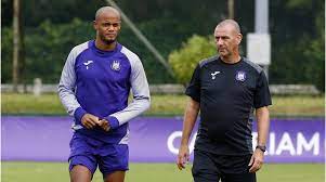 57 vercauteren gk 62 div. Rsc Anderlecht Neue Rolle Fur Spielertrainer Kompany Nach Schwachem Start Transfermarkt