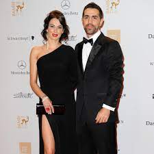 Facebook gives people the power to share. Bushido Mit Parchenfoto Susse Geburtstagswunsche An Ehefrau Anna Maria Gala De