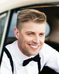 Luke Barr's Instagram, Twitter & Facebook