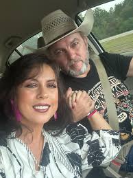 Diana had so much fun that she is hooked. We are plotting her next Smoke  experience . And I love Jamey Johnson so...See ya all in Franklin, TN!