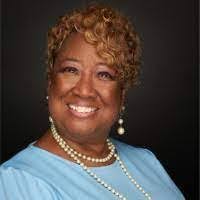 Janis Bradford's Instagram, Twitter & Facebook