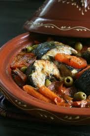 Tajine De Mulet Noir Carottes Et Olives Passion Culinaire By Minouchka Tajine Poisson Recette Tajine Cuisine Marocaine