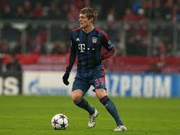 Bayern munich and german midfielder toni kroos has angered many manchester united fans with a post he made on his official facebook account. Toni Kroos Reveals Regret Over Signing Bayern Munich Contract Extension In 2010 90min