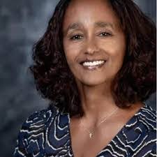 Gina Warren's Instagram, Twitter & Facebook