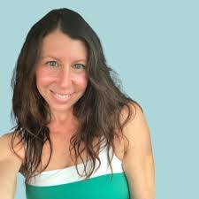 Leah Canales's Instagram, Twitter & Facebook