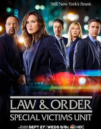 Rollins notes that the woman's stockings are on backwards. Pin By Kelsey Campbell On Law Order Svu Law And Order Special Victims Unit Special Victims Unit Law And Order