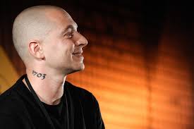 Join facebook to connect with oxxxymiron and others you may know. Oksimiron Zachital Novyj Trek V Shou Rep Siti Internet Izdanie Sova